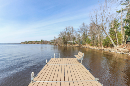 Turnkey Lake Petenwell Waterfront Cottage | Owned Shoreline - image 39