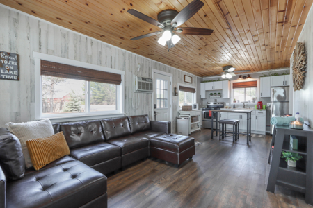 Turnkey Lake Petenwell Waterfront Cottage | Owned Shoreline - image 29