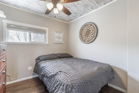 Turnkey Lake Petenwell Waterfront Cottage | Owned Shoreline - image 25