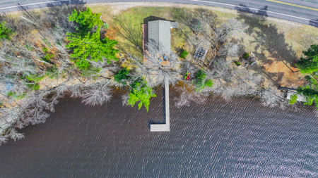 Turnkey Lake Petenwell Waterfront Cottage | Owned Shoreline - image 4