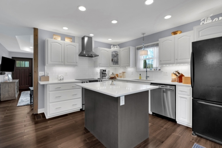 Country Home for Sale in MAury County, Tennessee - image 6