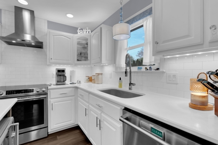 Country Home for Sale in MAury County, Tennessee - image 8