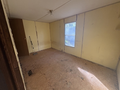 Country Home for Sale in Perry County, Tennessee - image 10