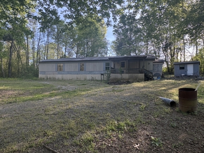 Country Home for Sale in Perry County, Tennessee - image 1