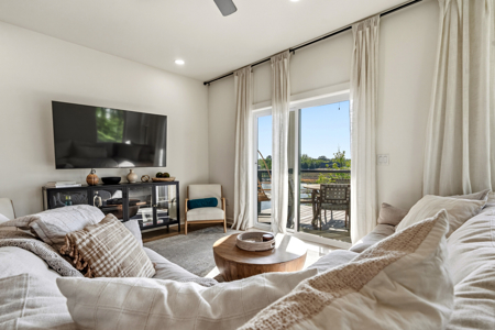 Lakefront Condo on Lake Hamilton in Hot Springs AR - image 9