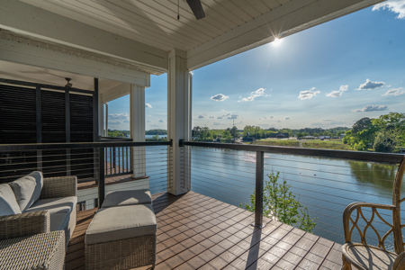 Lakefront Condo on Lake Hamilton in Hot Springs AR - image 2