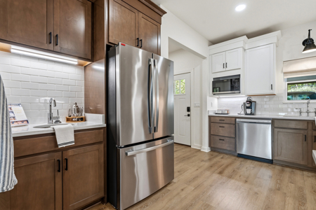 Lakefront Condo on Lake Hamilton in Hot Springs AR - image 6