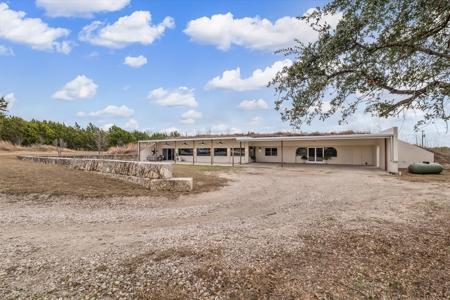 Luxury Home + 27 Acres in Bertram, Texas - image 2