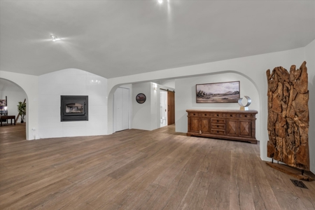 Luxury Home + 27 Acres in Bertram, Texas - image 17