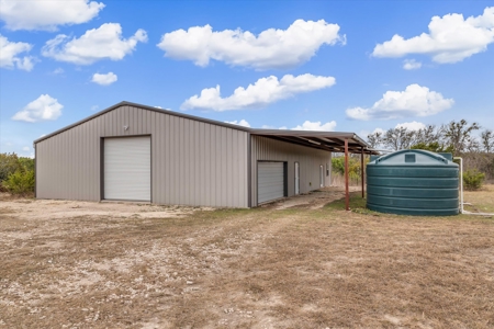 Luxury Home + 27 Acres in Bertram, Texas - image 32