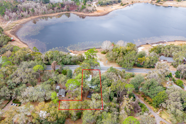 Newly Remodeled 4 bed 3 Bath Home with Lakeview in Keystone, FL