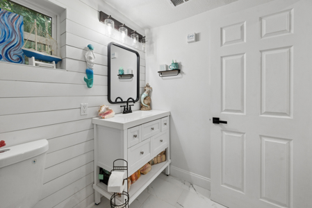 Newly Remodeled 4 bed 3 Bath Home with Lakeview in Keystone, FL - image 11