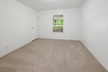 Peaceful Country Living, 3-Bedroom Home on 4 Acres in O’Brien - image 39