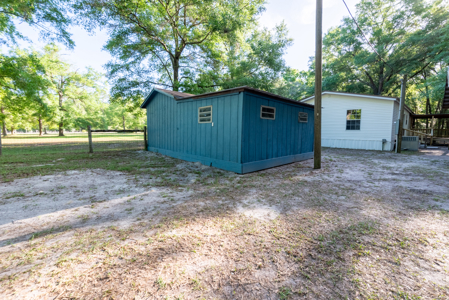 Peaceful Country Living, 3-Bedroom Home on 4 Acres in O’Brien - image 9