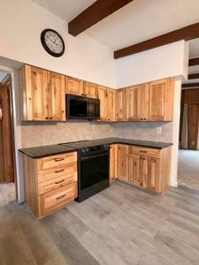 Fixer-Upper Near Gaylord – 3 Bed Home with Garage - image 6