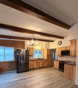 Fixer-Upper Near Gaylord – 3 Bed Home with Garage - image 4