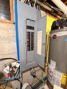 Fixer-Upper Near Gaylord – 3 Bed Home with Garage - image 32