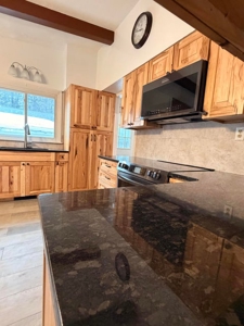 Fixer-Upper Near Gaylord – 3 Bed Home with Garage - image 7