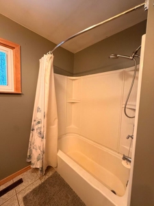 Fixer-Upper Near Gaylord – 3 Bed Home with Garage - image 12