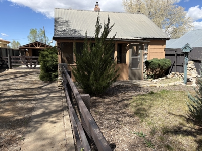 1945 Bungalow with Character and Opportunity! - image 2