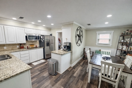 Spacious Home For Sale in Brownwood, TX! - image 13