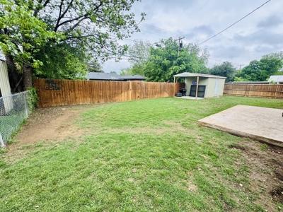 Spacious Home For Sale in Brownwood, TX! - image 27