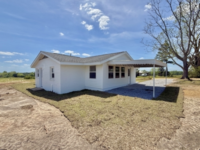 Completely Remodeled Country Home - Slocomb AL - Fadette - image 9