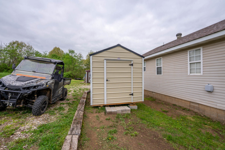 Missouri Ozarks Country Style Home in Town | Thayer - image 34