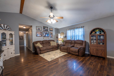 Missouri Ozarks Country Style Home in Town | Thayer - image 8