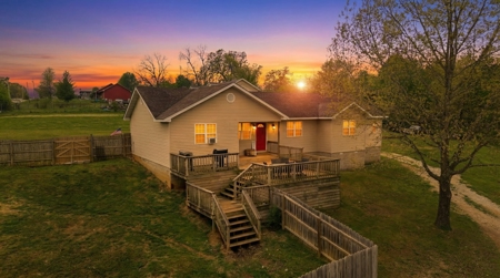 Missouri Ozarks Country Style Home in Town | Thayer - image 3