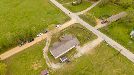 Missouri Ozarks Country Style Home in Town | Thayer - image 44