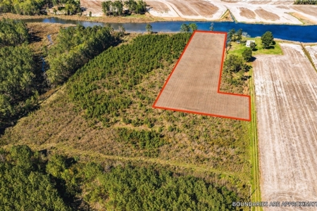 3.35 Acres Waterfront with No Restrictions - image 9