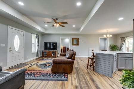 Country Home for Sale in Lewis County, Tennessee - image 10