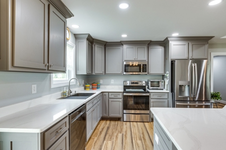 Country Home for Sale in Lewis County, Tennessee - image 15