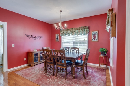 Country Home for Sale in Maury County, Tennessee - image 14