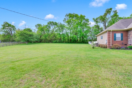Country Home for Sale in Maury County, Tennessee - image 40