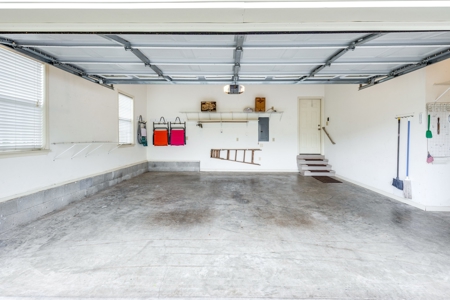 Country Home for Sale in Maury County, Tennessee - image 30