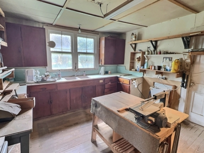 Historic 1906 Victorian Home in Rising Star TX on 0.81 Acres - image 35