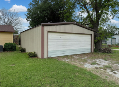 Historic 1906 Victorian Home in Rising Star TX on 0.81 Acres - image 27