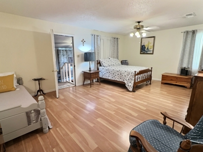 Historic 1906 Victorian Home in Rising Star TX on 0.81 Acres - image 15