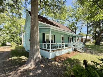 Southern Home located in Hartford Alabama - image 17