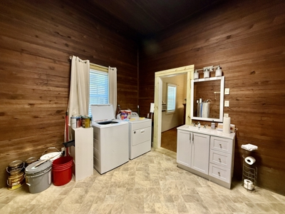 Southern Home located in Hartford Alabama - image 8