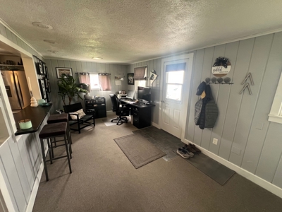 Charming Move In Ready Home in Iola, Ks - image 13