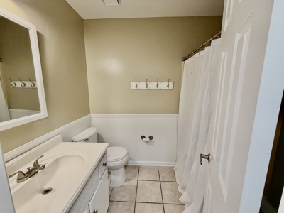 Move-In Ready Updated Home, Fenced Yard - Prime Dothan Location - image 12