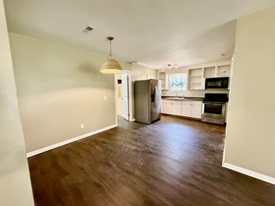 Move-In Ready Updated Home, Fenced Yard - Prime Dothan Location - image 6