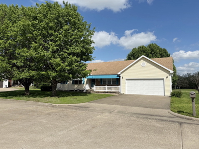 Lovely Home on Quiet Southside Cul-De-Sac in El Dorado Springs - image 34