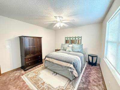 Lovely Home on Quiet Southside Cul-De-Sac in El Dorado Springs - image 22