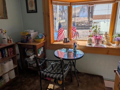 Mt 1.5 Story Home 3 Bed 3 Bath Garage/Shop Quansit Storage Deck - image 8