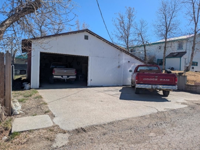Mt 1.5 Story Home 3 Bed 3 Bath Garage/Shop Quansit Storage Deck - image 6
