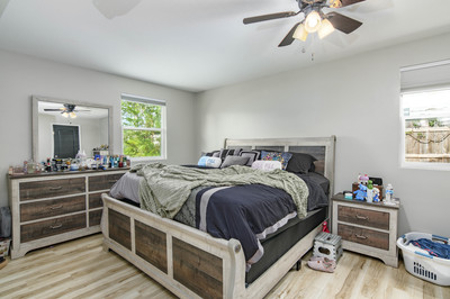 Home For Sale In The City Limits Of Live Oak Florida - image 18